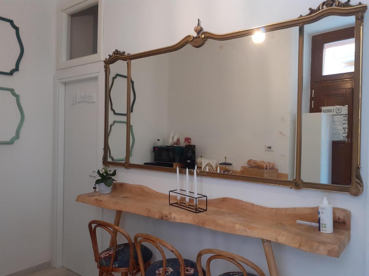 Arco Del Sacramento Casa Vacanze Benevento Eksteriør billede