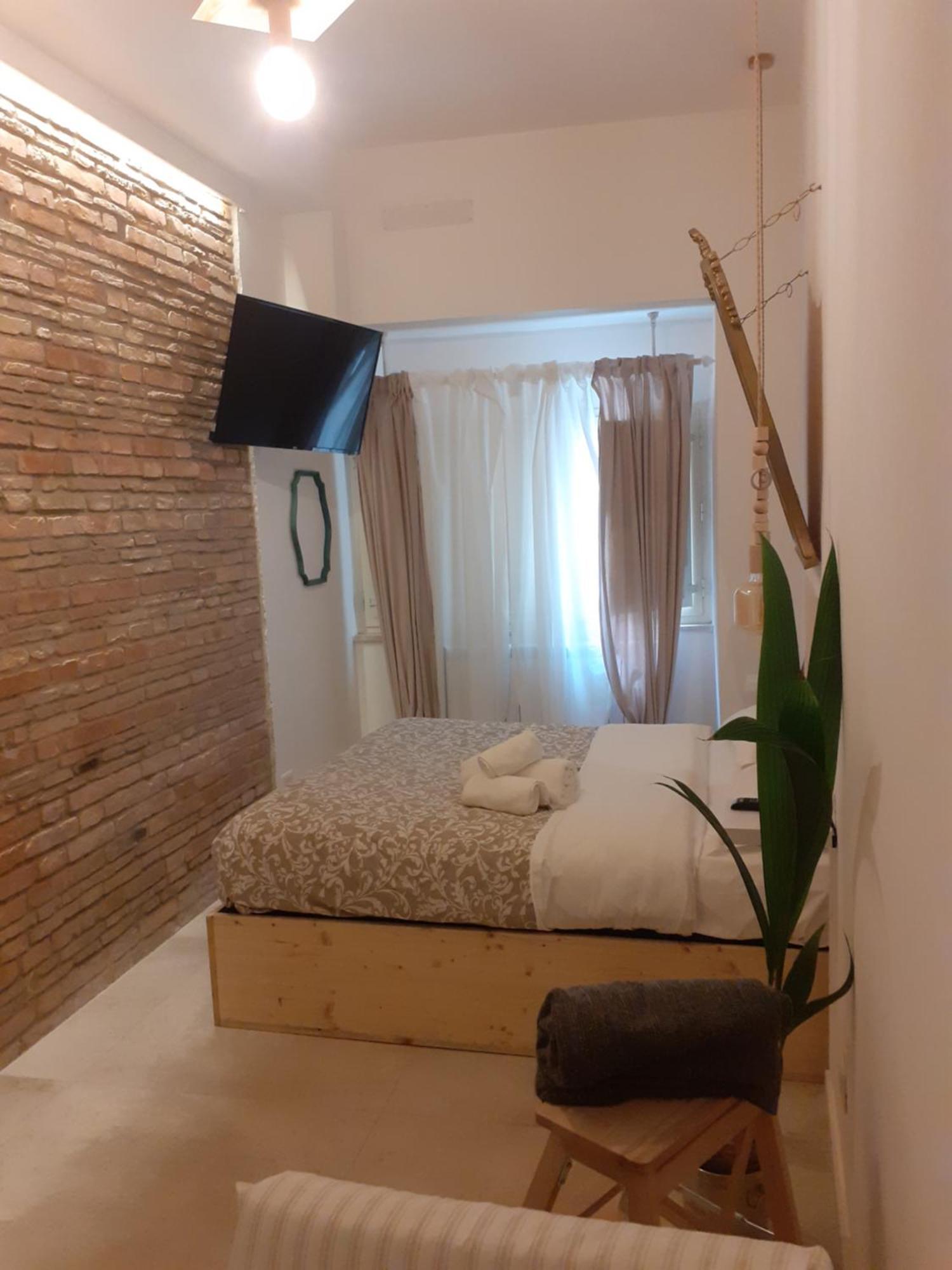 Arco Del Sacramento Casa Vacanze Benevento Værelse billede